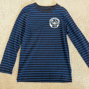 Kids long sleeve, size medium